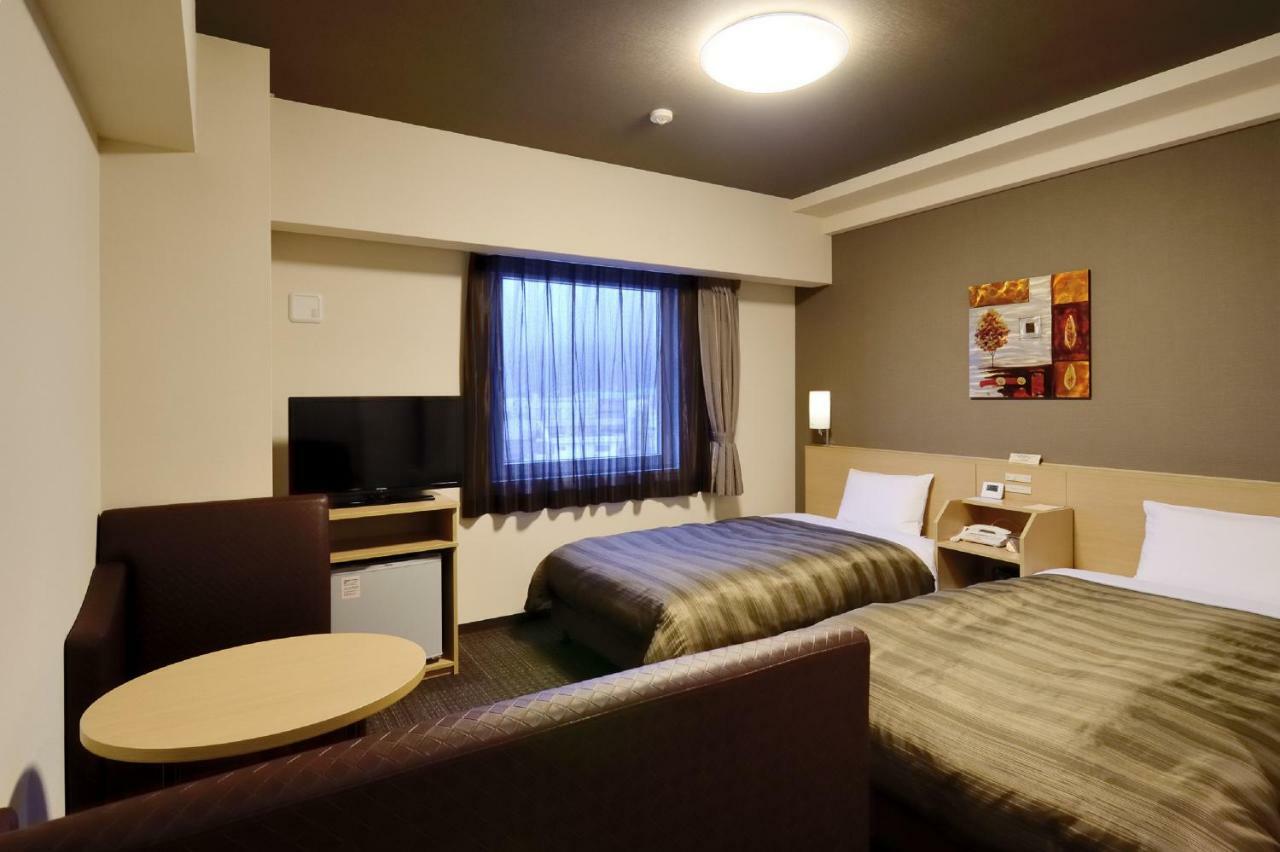 Hotel Route-Inn Nanao Ekihigashi Kültér fotó